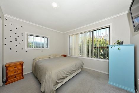 Photo of property in 59 Balrudry Street, Avonhead, Christchurch, 8042