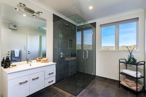 Photo of property in 129 Marlborough Ridge Drive, Fairhall, Blenheim, 7272