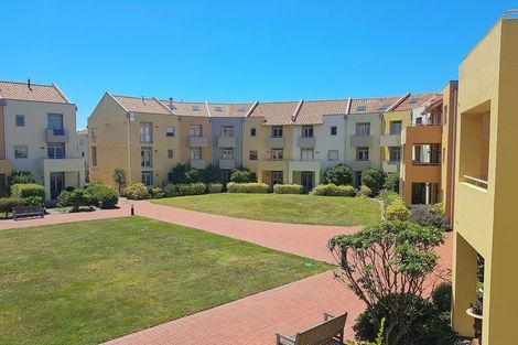 Photo of property in Marrakech Cafe, 76/305 Evans Bay Parade, Hataitai, Wellington, 6021