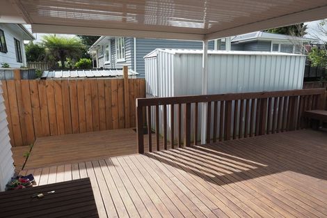 Photo of property in 1/61 Beaubank Road, Kelston, Auckland, 0602