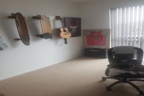 Photo of property in 1 Herekino Street, Westgate, Auckland, 0814