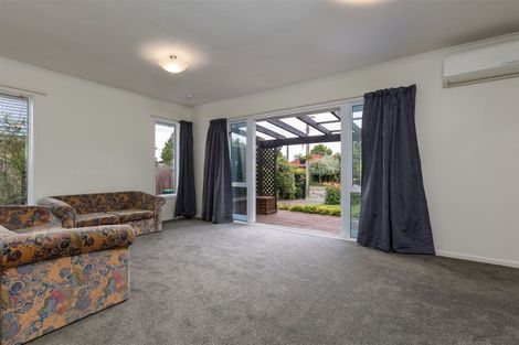 Photo of property in 19 Hounslow Street, Ilam, Christchurch, 8041