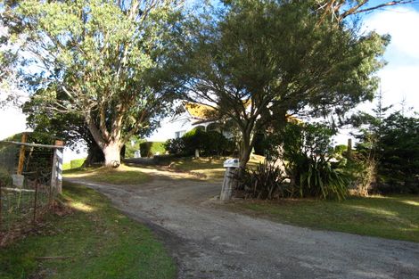 Photo of property in 15 Easons Road, Hampden, 9410