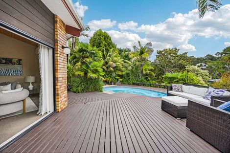 Photo of property in 73m Park Rise, Campbells Bay, Auckland, 0630