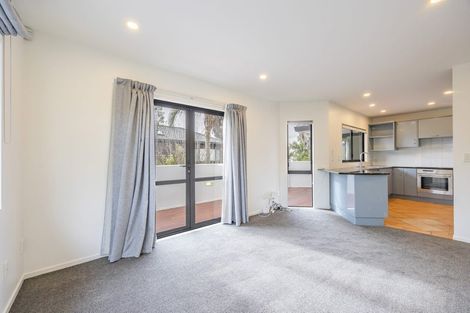 Photo of property in 5 Egret Court, Unsworth Heights, Auckland, 0632