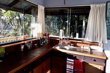 Photo of property in 5 Opahi Bay Road, Mahurangi West, Warkworth, 0983