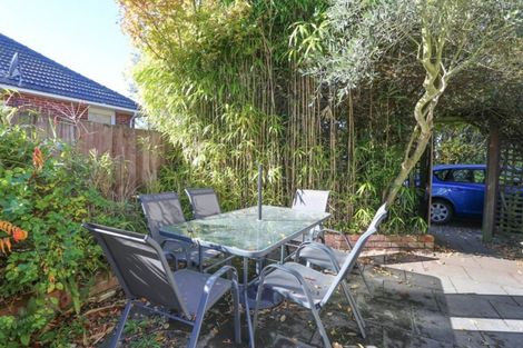 Photo of property in 14 Aorangi Road, Bryndwr, Christchurch, 8053