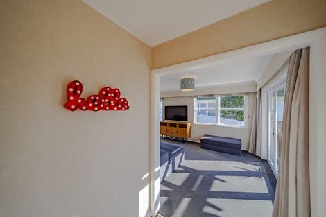 Photo of property in 51 Allen Berry Avenue, Pirimai, Napier, 4112