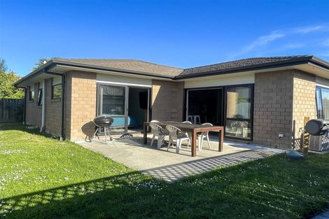 Photo of property in 5a Cornwall Road, Taradale, Napier, 4112