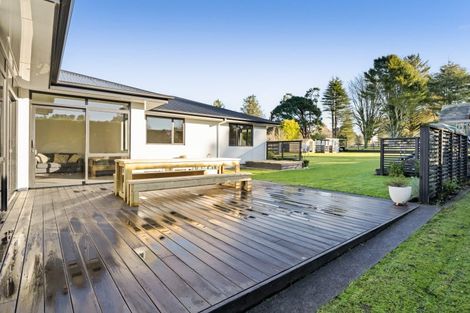 Photo of property in 13 Biron Place, Stratford, 4332