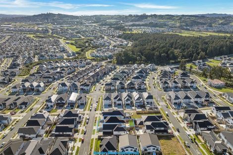Photo of property in 6 Ballyliffin Drive, Flat Bush, Auckland, 2019