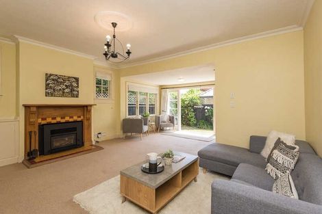 Photo of property in 193 Weston Road, St Albans, Christchurch, 8052
