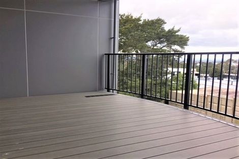 Photo of property in 11/241 Hinemoa Street, Birkenhead, Auckland, 0626