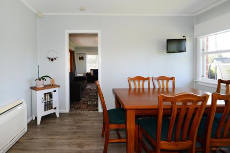 Photo of property in 15 Oxford Street, Waimate, 7924