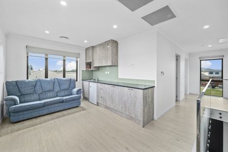 Photo of property in 44 Huka Heights Drive, Rangatira Park, Taupo, 3330