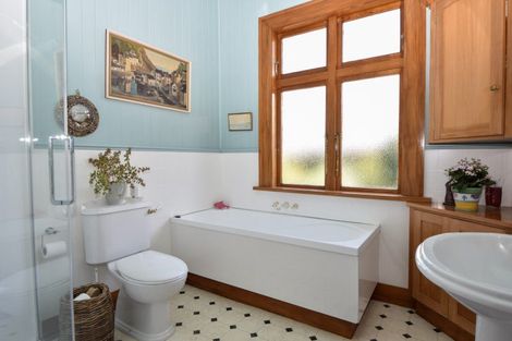 Photo of property in 90 Pembroke Street, Carterton, 5713