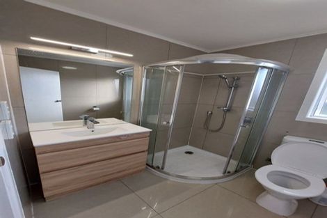 Photo of property in 63 Manuka Road, Bayview, Auckland, 0629