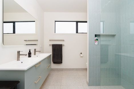 Photo of property in 61 Heathfield Drive, Mosgiel, 9024