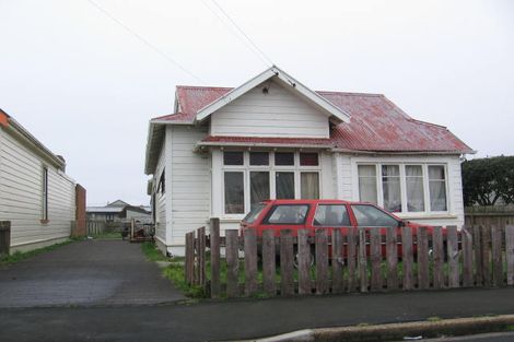 Photo of property in 27 Cutten Street, South Dunedin, Dunedin, 9012