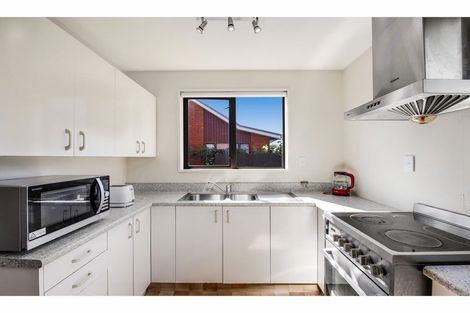 Photo of property in Carmichael Courts, 4/14 Wharenui Road, Upper Riccarton, Christchurch, 8041