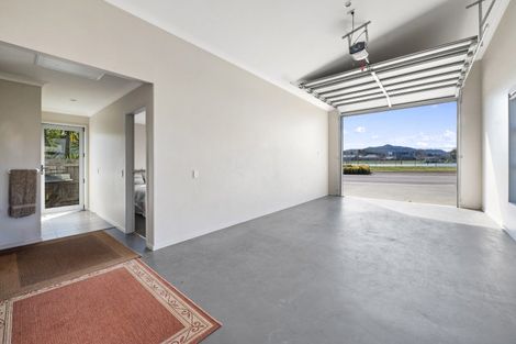 Photo of property in 153 Lisland Drive, Kinloch, Taupo, 3377