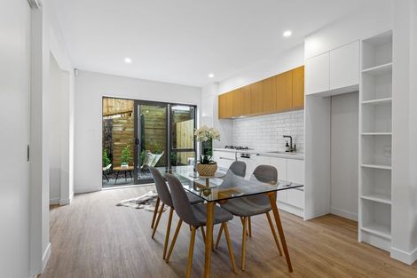 Photo of property in 6 Milenio Crescent, Windsor Park, 0632