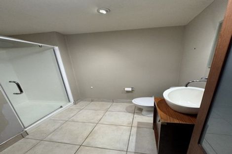 Photo of property in 365 Willis Street, Mount Cook, Wellington, 6011