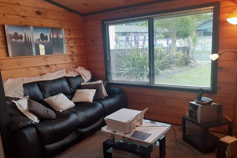 Photo of property in 8 Pararewa Drive, Whalers Gate, New Plymouth, 4310