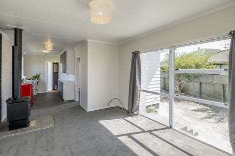 Photo of property in 8 John Street, Levin, 5510