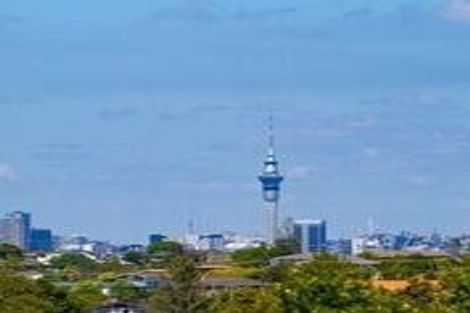 Photo of property in 11a Marlborough Avenue, Glenfield, Auckland, 0629