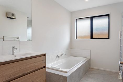 Photo of property in 33 Selfe Crescent, Burwood, Christchurch, 8083