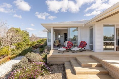 Photo of property in 61 Margaret Drive, Omokoroa, 3114