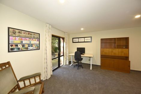 Photo of property in 12 Overdale Drive, Cashmere, Christchurch, 8022