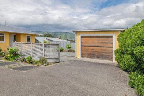 Photo of property in 12 Heperi Street, Waikanae Beach, Waikanae, 5036