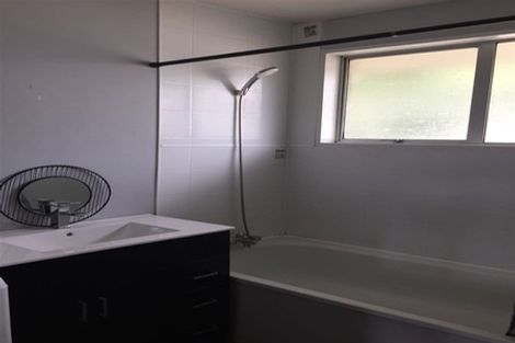 Photo of property in 2/52 Mortlake Street, Islington, Christchurch, 8042