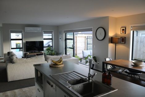 Photo of property in 9 Brian Hughes Road, Wainuiomata, Lower Hutt, 5014