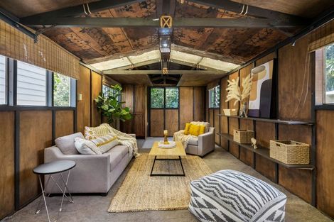 Photo of property in 151 Glenfield Road, Hillcrest, Auckland, 0626