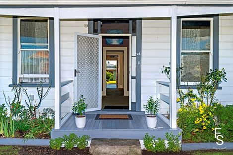 Photo of property in 21 Wellington Street, Te Hapara, Gisborne, 4010