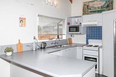 Photo of property in 10b Ashley Street, St Andrews, Hamilton, 3200