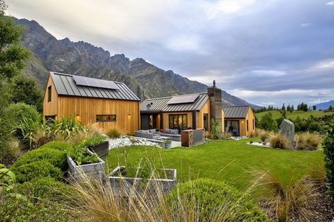 Photo of property in 30 Mckellar Drive, Jacks Point, Queenstown, 9371