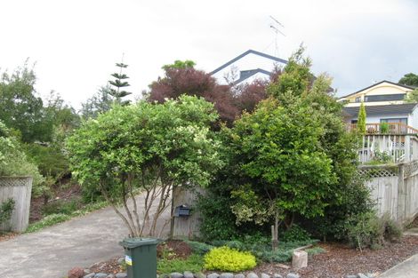 Photo of property in 14 Bonnard Place, West Harbour, Auckland, 0618