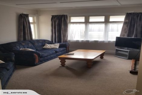 Photo of property in 75 Gonville Avenue, Gonville, Whanganui, 4501