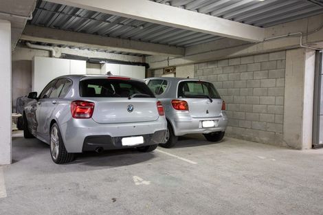 Photo of property in 4/308 Oriental Parade, Oriental Bay, Wellington, 6011