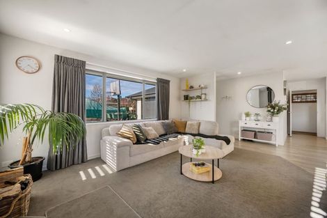 Photo of property in 14 Criffel Place, Luggate, Cromwell, 9383
