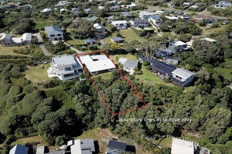 Photo of property in 18 Coates Avenue, Baylys Beach, Dargaville, 0377