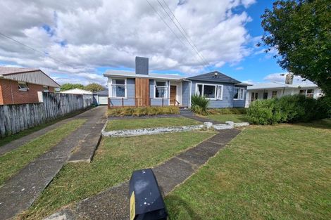 Photo of property in 34 Bartholomew Road, Levin, 5510
