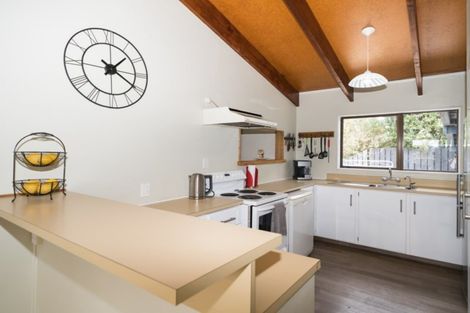 Photo of property in 33 Kowhai Street, Tokomaru, Palmerston North, 4474