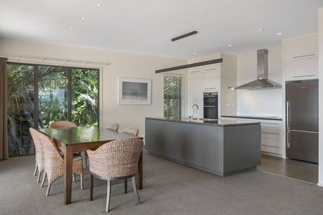 Photo of property in 49 Mount Avenue, Pauanui, Hikuai, 3579