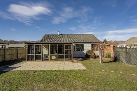 Photo of property in 10 Linrosa Place, Cromwell, 9310