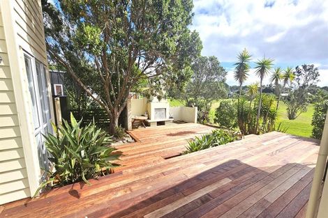 Photo of property in 143 The Fairway, Matarangi, Whitianga, 3592